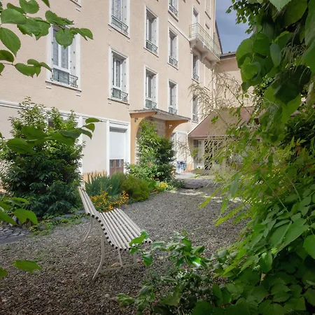Meuble En Face Des Thermes דירה אלברד